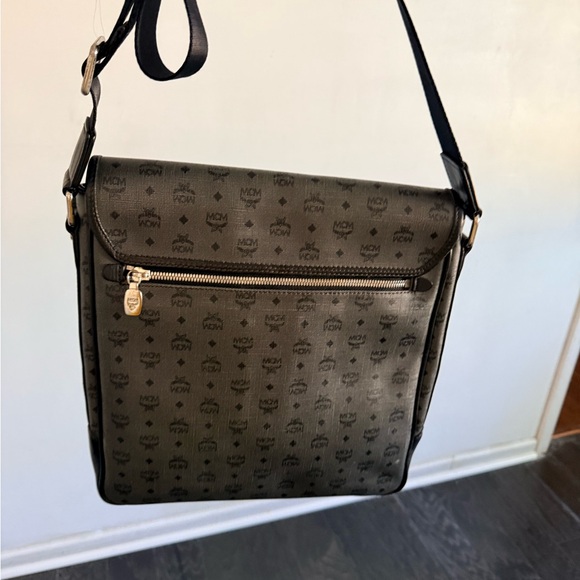 MCM Black and Gray Crossbody Bag - Picture 3 of 12